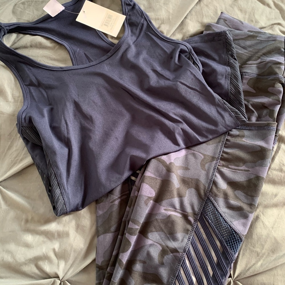 NWT 2pc Leggings set